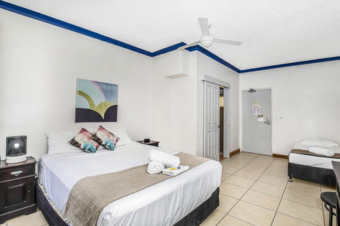 City Palms Brisbane - Accommodation Daintree 8