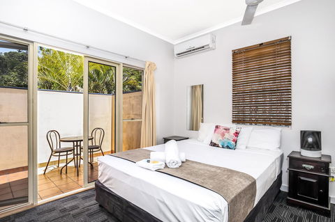 City Palms Brisbane - Accommodation Daintree 2