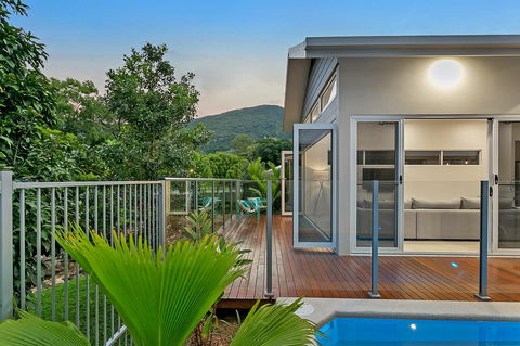 Oceans Edge Holiday Home - Accommodation Daintree 17