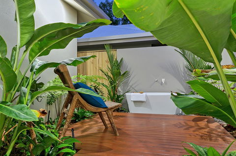 Oceans Edge Holiday Home - Accommodation Daintree 9