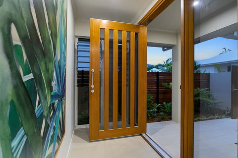 Oceans Edge Holiday Home - Accommodation Daintree 19