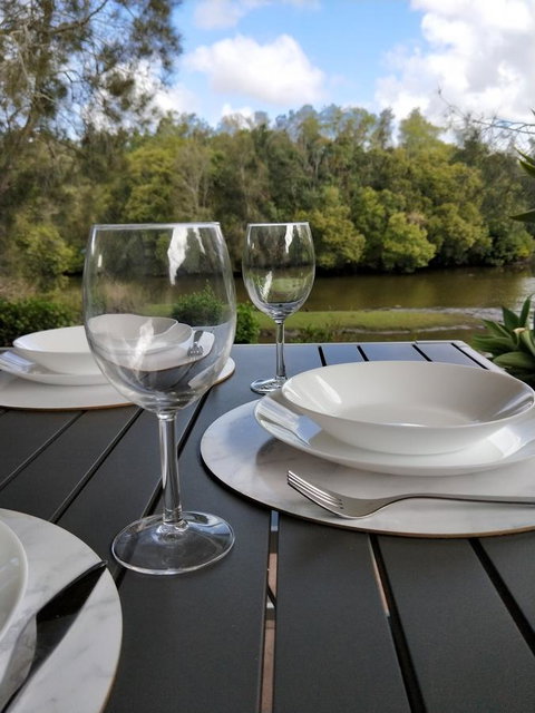 Waterfront Theme Park Getaway - Accommodation Daintree 18