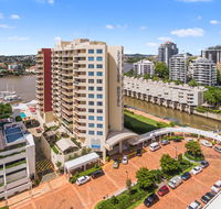 Central Dockside Apartment Hotel - Accommodation Daintree