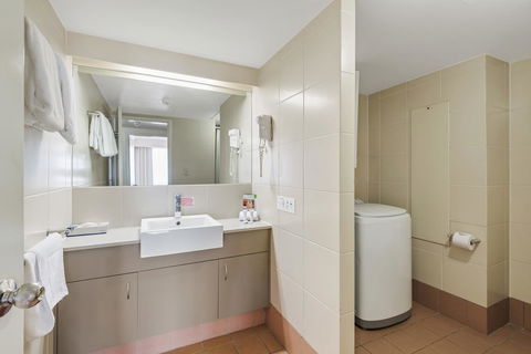 Dockside Brisbane - Accommodation Daintree 44