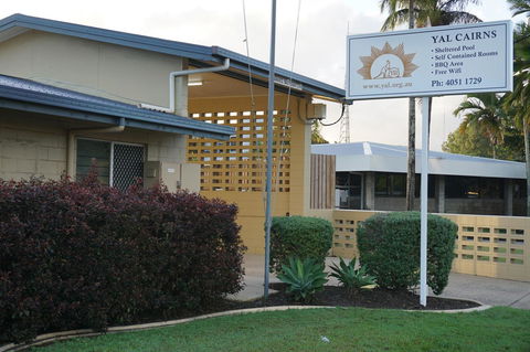 YAL Cairns - A Motel That Makes A Difference - Accommodation Daintree 37