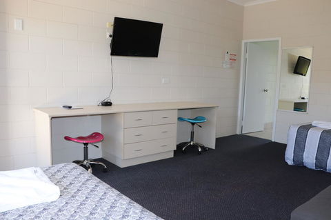 YAL Cairns - A Motel That Makes A Difference - Accommodation Daintree 21