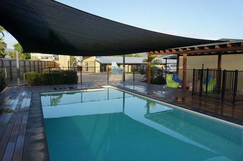 YAL Cairns - A Motel That Makes A Difference - Accommodation Daintree 28