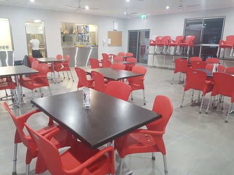 YAL Cairns - A Motel That Makes A Difference - Accommodation Daintree 9