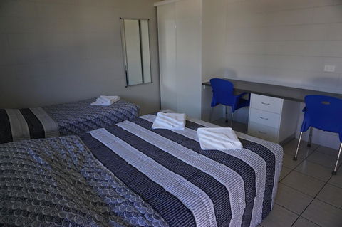 YAL Cairns - A Motel That Makes A Difference - Accommodation Daintree 32