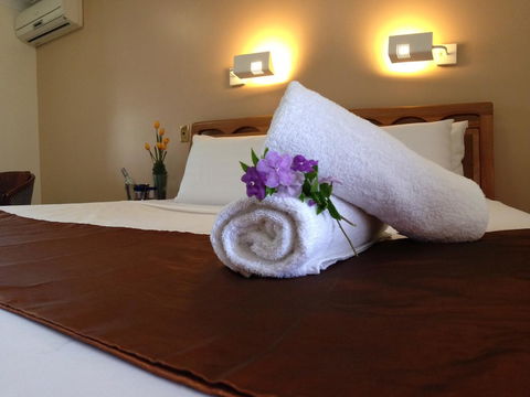 Novena Palms Motel - Accommodation Daintree 15