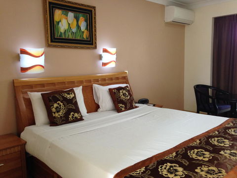 Novena Palms Motel - Accommodation Daintree 10