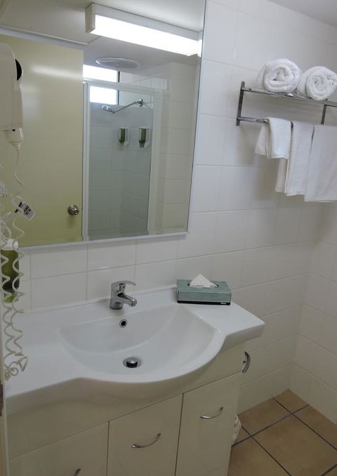 Best Western Airport 85 Motel - Accommodation Daintree 9