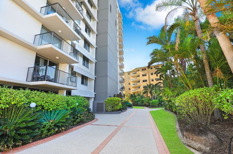 Majorca Isle Beachside Resort - Accommodation Daintree 11