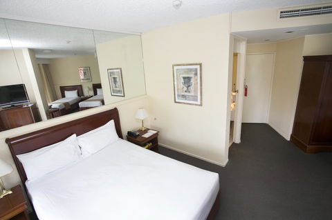 Madison Tower Mill Hotel - Accommodation Daintree 9