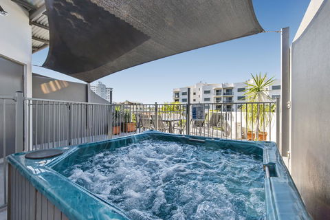 Dockside Apartments Mooloolaba - Accommodation Daintree 10