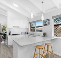 Beautiful Home- Walk to Beach-Short drive to Noosa - Accommodation Daintree
