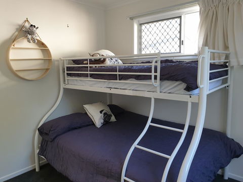 Beautiful Home- Walk To Beach-Short Drive To Noosa - Accommodation Daintree 8