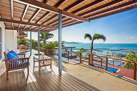 Nautilus On The Hill - Airlie Beach - Accommodation Daintree 32