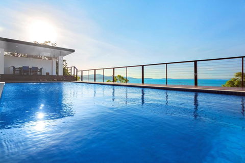 Nautilus On The Hill - Airlie Beach - Accommodation Daintree 31