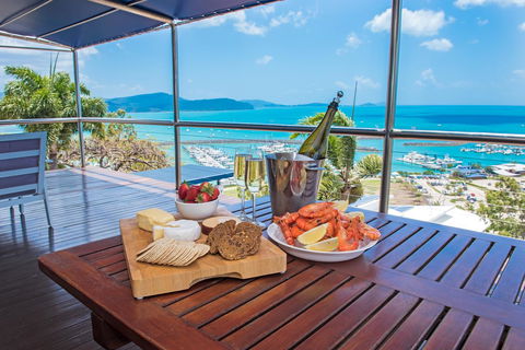 Nautilus On The Hill - Airlie Beach - Accommodation Daintree 10