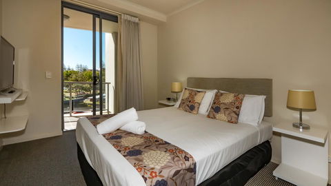 Swell Resort Burleigh Heads - Accommodation Daintree 34