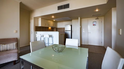 Swell Resort Burleigh Heads - Accommodation Daintree 36