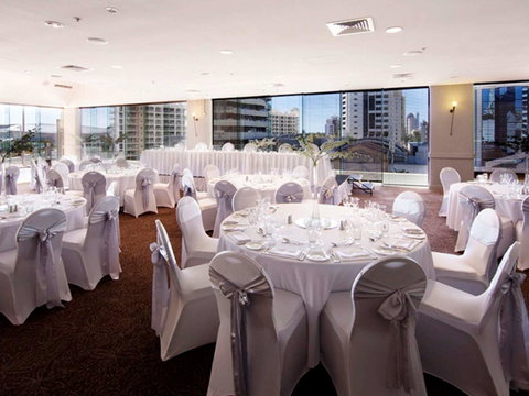 Sofitel Gold Coast Broadbeach - Accommodation Daintree 36