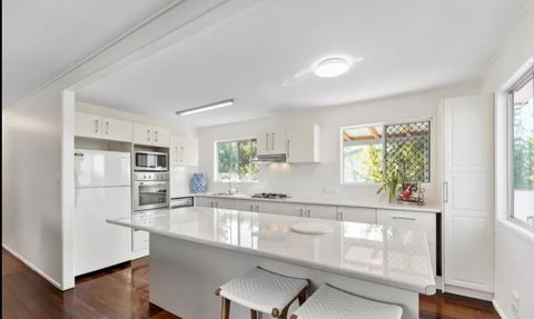 Highland House - Accommodation Daintree 11