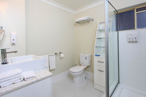 Best Western Gregory Terrace - Accommodation Daintree 25
