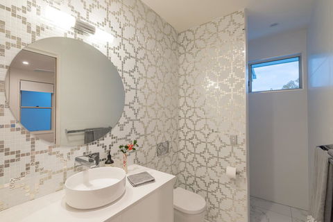 Noosa Villas - Accommodation Daintree 6