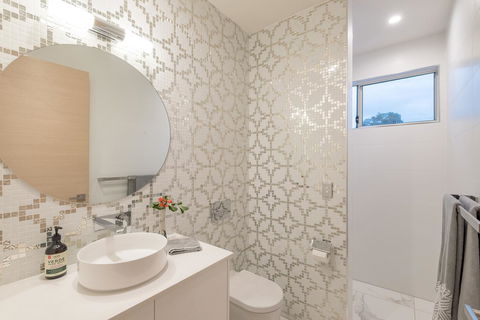 Noosa Villas - Accommodation Daintree 14