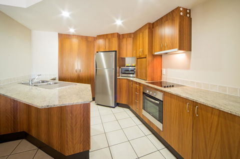 Portside Whitsunday Luxury Holiday Apartments - Accommodation Daintree 8