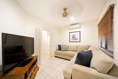 Portside Whitsunday Luxury Holiday Apartments - Accommodation Daintree 20