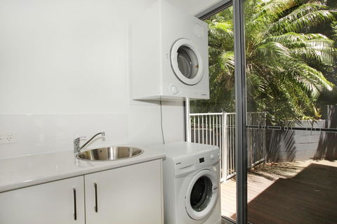 224 Centenary Heights Road Coolum Beach, 500 Dollar Bond, Linen Included - Accommodation Daintree 14