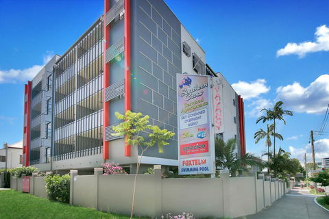Kangaroo Point Central Hotel & Apartments - Accommodation Daintree 4