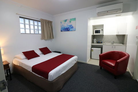 Kangaroo Point Central Hotel & Apartments - Accommodation Daintree 30