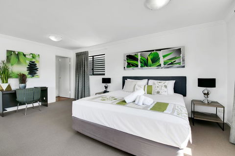 Kangaroo Point Central Hotel & Apartments - Accommodation Daintree 8