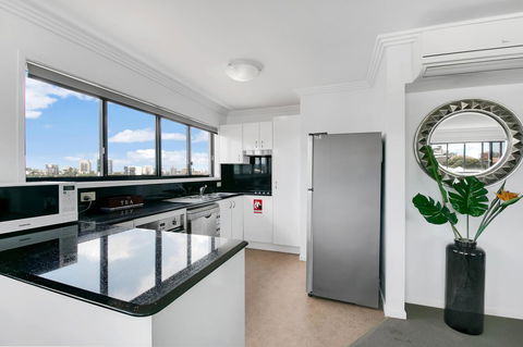 Kangaroo Point Central Hotel & Apartments - Accommodation Daintree 9