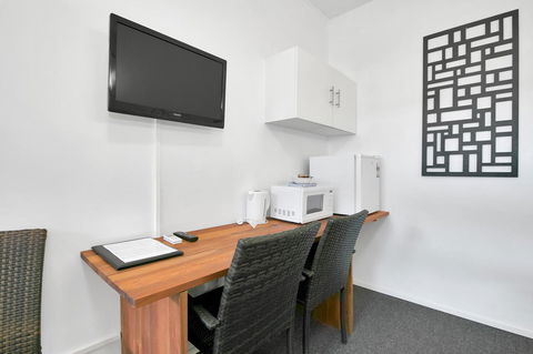 Kangaroo Point Central Hotel & Apartments - Accommodation Daintree 16