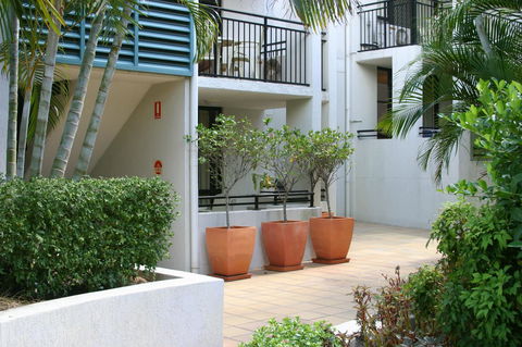 Spring Hill Mews Apartments - Accommodation Daintree 37