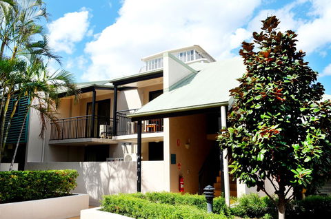 Spring Hill Mews Apartments - Accommodation Daintree 9