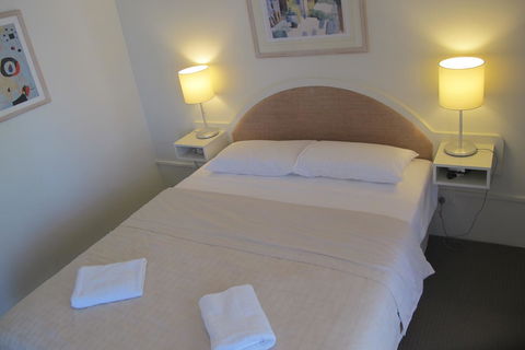 Spring Hill Mews Apartments - Accommodation Daintree 13