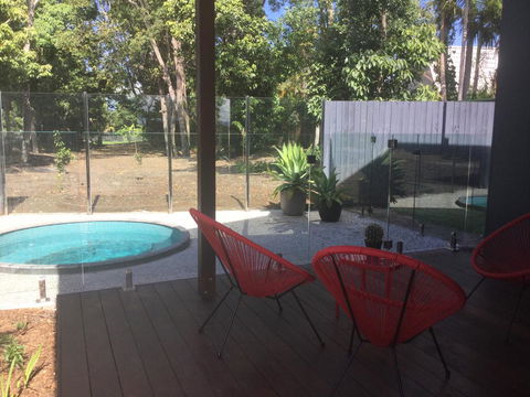 Sam's Buderim Mountain Guest House - Accommodation Daintree 9