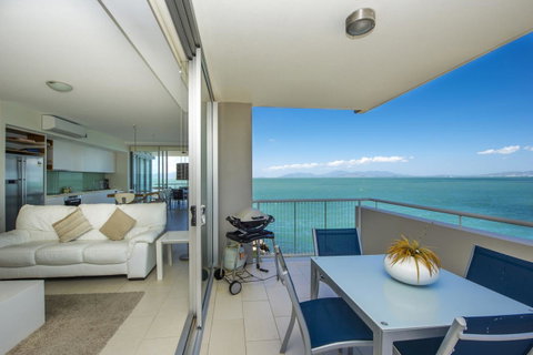 1 Bright Point Apartment 4201 - Accommodation Daintree 0