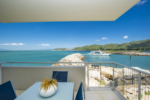 1 Bright Point Apartment 4201 - Accommodation Daintree 4