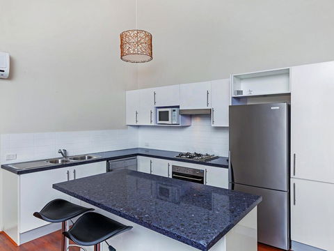 Watermark #25 - 25/4 Karla Avenue, Terrigal - Accommodation Daintree 1