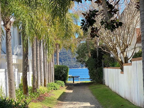Waterside Retreat At Iluka Resort Apartments - Accommodation Daintree 0
