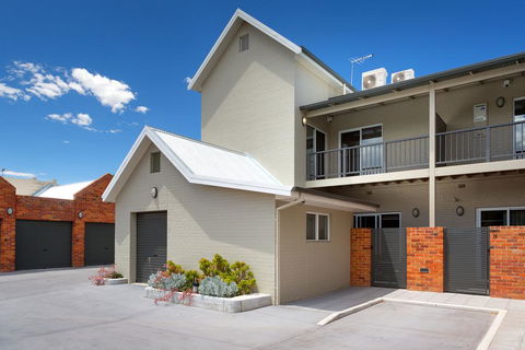 Waterstreet Apartment - Accommodation Daintree 3