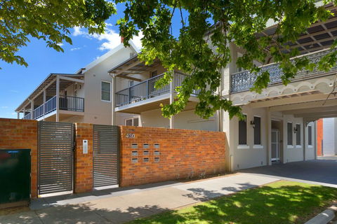Waterstreet Apartment - Accommodation Daintree 2