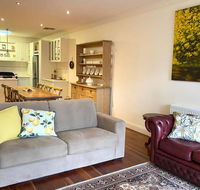 Wattle Terrace - Accommodation Daintree